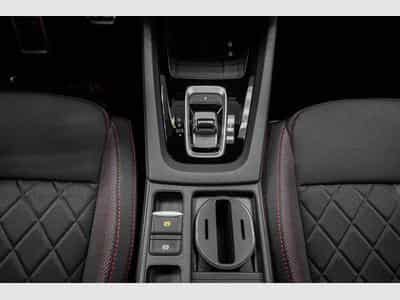 Skoda Octavia Kombi 2,0 TSI (2025) - Photo 12