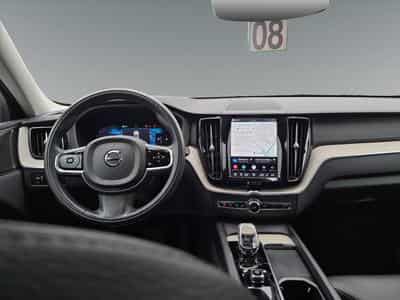 Volvo XC60 2.0 B4 MHEV Core (2023) - Foto 12