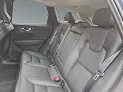 Volvo XC60 2.0 B4 MHEV Core (2023) - Foto 15