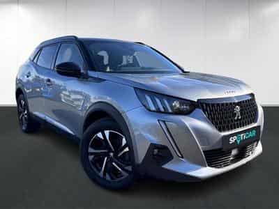 Peugeot 2008 II GT (2022) - Photo 3