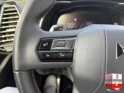 DS Automobiles DS7 E-TENSE 225 PERFORMANCE LINE + (2024) - Photo 13