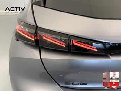 Peugeot 308 HYBRID 145 E-DCS6 ALLURE (2026) - Photo 11