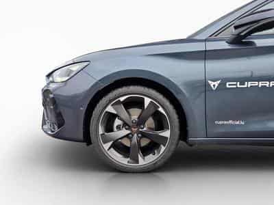 Cupra Leon 1.5 eTSI DSG (2025) - Photo 7