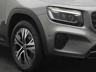 Mercedes GLB 180 d Progressive LED+Kamera+Night+MBUX (2025) - Foto 9