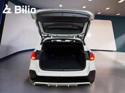 BMW X1 xDrive20d Head-Up DAB LED M Sportpaket RFK (2025) - Foto 11