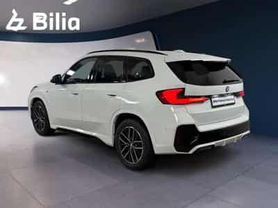 BMW X1 xDrive20d Head-Up DAB LED M Sportpaket RFK (2025) - Foto 5