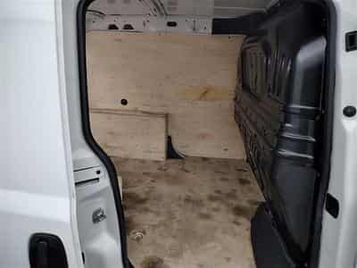 Fiat Doblo 1.6 MJET Cargo CLIM / CARPLAY (2023) - Foto 13