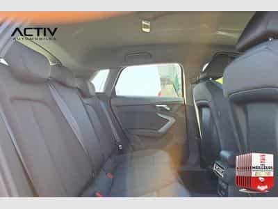 Audi A3 TFSI Mild Hybrid 150 S tronic 7 Design (2026) - Photo 10