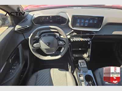 Peugeot 2008 Hybrid 145 e-DCS6 Allure (2026) - Photo 13
