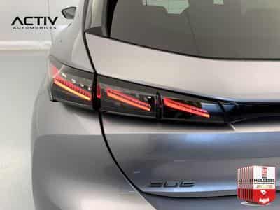 Peugeot 308 Hybrid 145 e-DCS6 GT (2026) - Photo 11