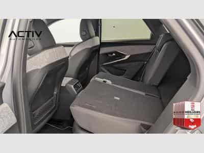 Peugeot 3008 Hybrid 145 e-DCS6 GT (2025) - Photo 12