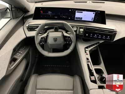 Peugeot 5008 Hybrid 145 e-DCS6 Allure (2026) - Photo 13