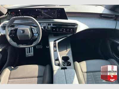 Peugeot 5008 Hybrid 145 e-DCS6 GT (2025) - Photo 11
