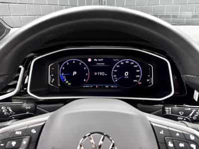VW T-Roc R-Line Edition 1.5 TSI 150 CV DSG7 *ACC* CAM * HAYON * (2025) - Foto 14