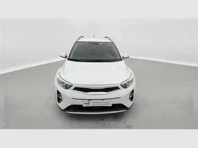 Kia Stonic 1.0 T-GDi 120cv DCT Pulse CARPLAY / CAMERA / JA 16" (2023) - Photo 4