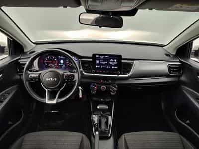 Kia Stonic 1.0 T-GDi 120cv DCT Pulse CARPLAY / CAMERA / JA 16" (2023) - Photo 8
