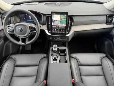 Volvo XC90 T8 Plus Dark / Full Option / Hybride (2026) - Foto 3