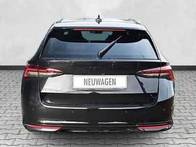 Skoda Octavia 2.0 TSI 150 kW 4x4 Sportline (2026) - Foto 6