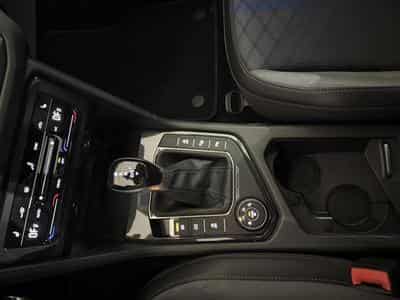 VW Tiguan 2.0 TSI OPF 235kW 4Mot R DSG (2024) - Foto 9