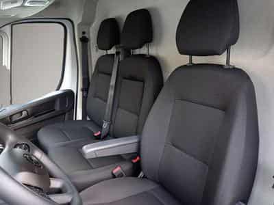 Opel Monterey (2025) - Photo 5