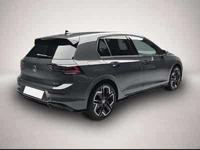 VW Golf (2026) - Photo 2