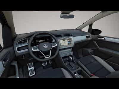 VW Touran (2025) - Photo 3