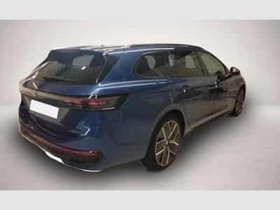 VW Passat (2025) - Foto 2