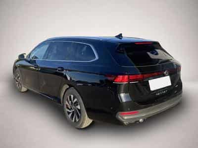 VW Passat (2024) - Foto 4