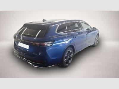 VW Passat (2025) - Photo 2