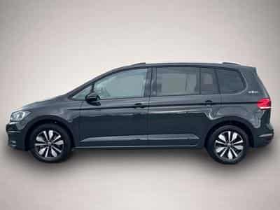 VW Touran (2025) - Photo 3