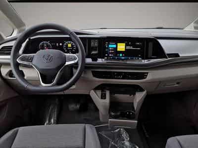 VW Multivan (2025) - Photo 5