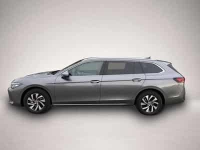 VW Passat (2024) - Foto 2