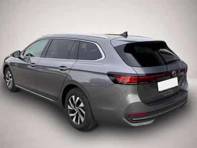 VW Passat (2024) - Foto 4