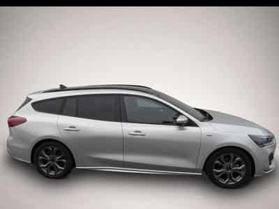 Ford Focus (2024) - Photo 2
