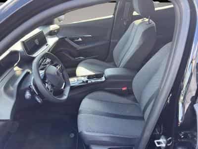 Peugeot 2008 (2023) - Photo 4