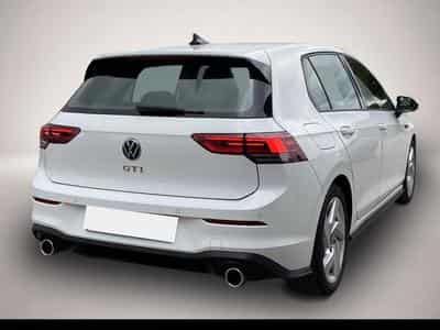 VW Golf (2024) - Photo 6