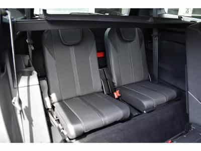 Peugeot 5008 (2024) - Photo 9
