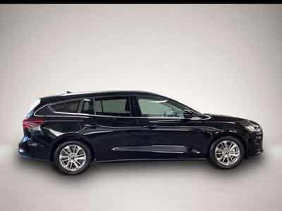 Ford Focus (2025) - Photo 4