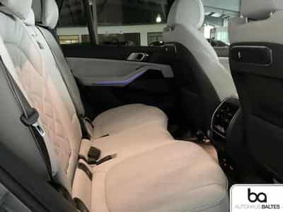BMW X5 (2025) - Photo 8