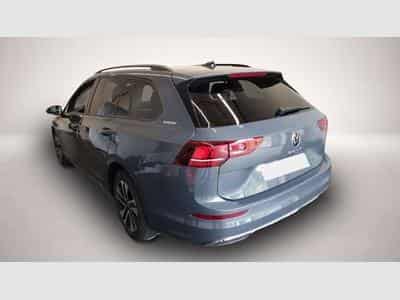 VW Golf (2025) - Photo 1