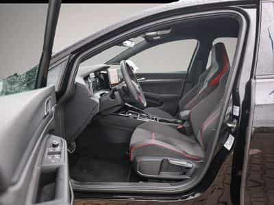 VW Golf (2026) - Photo 7