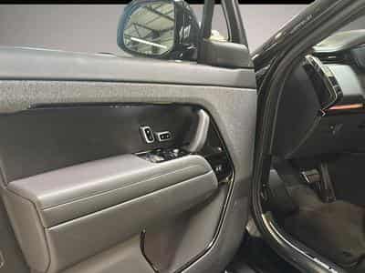 Land-Rover Discovery Sport (2026) - Photo 8