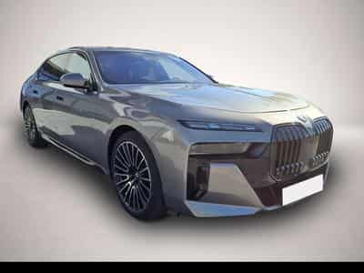 BMW 740 (2026) - Foto 4