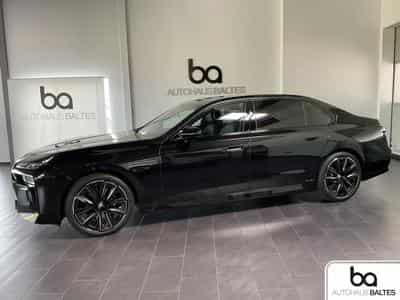 BMW 740 (2026) - Photo 3