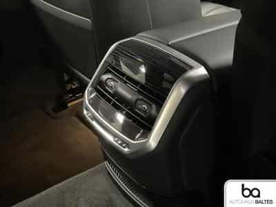 BMW 740 (2026) - Photo 9