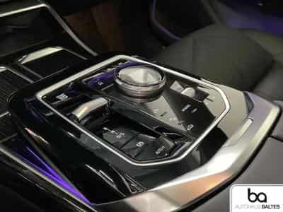 BMW 740 (2026) - Photo 11
