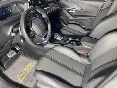 Peugeot 208 1.2 ESSENCE 100 CV GT BLUETOOTH 5P (2021) - Photo 8