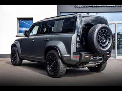 Land-Rover Defender 110 V8 P635 MHEV OCTA AWD EDITION ONE - FAROE GREEN - FULL S (2025) - Photo 3