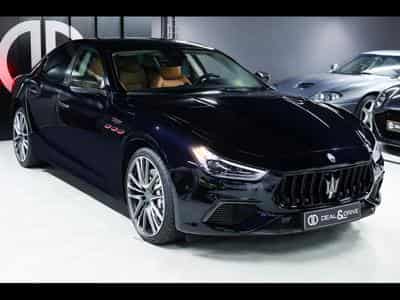 Maserati Ghibli TROFEO 3.8 V8 RWD (580 CH) - CARBON PACK INT / EXT (2023) - Photo 6