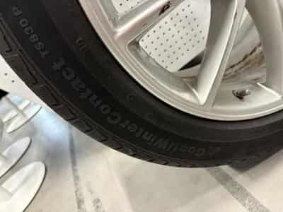 Jantes alu + Pneus h 20" 305/40 R20 112V (2026) - Foto 6